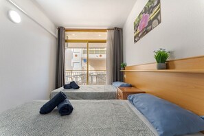 1 habitación y ropa de cama 