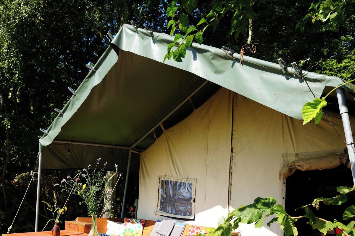 Grand Tent, Refrigerator, Courtyard View | Terrace/patio