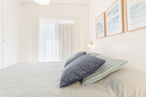 1 bedroom, desk, iron/ironing board, WiFi - Salou (5pax) Cozy | Wifi | Chillout | PortAventura (Salou)