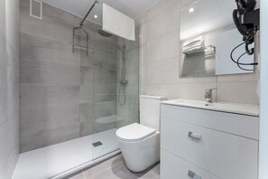 Free toiletries, hair dryer, toilet paper - Salou (5pax) Cozy | Wifi | Chillout | PortAventura (Salou)
