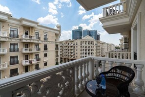 View from room - Tashkent city Bulevard Fontaine (Tashkent)