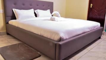 2 bedrooms, iron/ironing board, travel crib, free WiFi