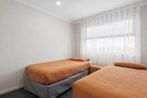 4 chambres, bureau, fer et planche à repasser, Wi-Fi