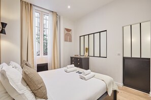 2 makuuhuonetta, silitysrauta/-lauta, Wi-Fi, vuodevaatteet