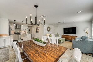 House (3 Bedrooms) | Interior - 1 Mi to Beach: Naples Home w/ Pool & Fire Pit (Naples)