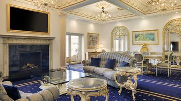 Empress Suite | Living area | 40-inch flat-screen TV with digital channels