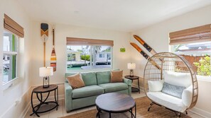 Imagen sin descripción, 3 de 45, botón