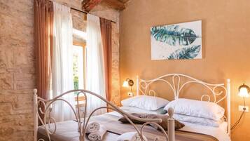 Villa (Four Bedroom Villa with Private Pool) | 4 Schlafzimmer, kostenloses WLAN