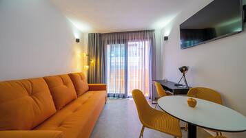 Habitación cuádruple estándar | Sábanas de algodón egipcio y ropa de cama de alta calidad