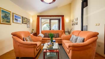 Apartment | Living room