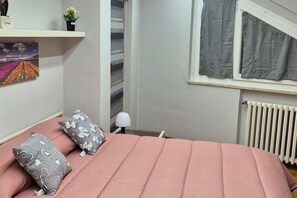 2 Schlafzimmer, Zimmersafe, Bügeleisen/Bügelbrett, Reisekinderbett