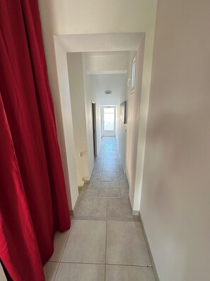 Interior - The luminous Bernis house (Bernis)