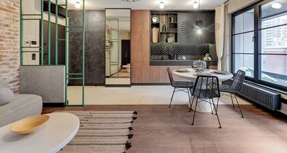 Doki Living - Foodhall & Parking by Downtown Apartments