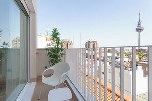 Deluxe Apartment, City View | Terrace/patio