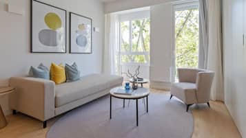 Studio, uitzicht op de stad | Woonruimte | Flatscreentelevisie