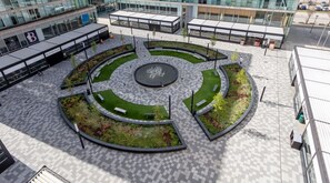 Property grounds - Stunning Penthouse • City Centre • Large Balcony • Private Parking • Smart TVs (Milton Keynes)