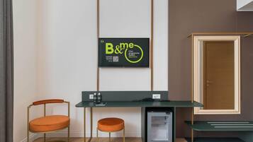 In-room safe, desk, free WiFi, bed sheets