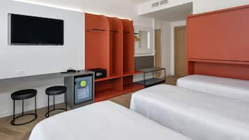 Standard Triple Room | In-room safe, desk, free WiFi, bed sheets