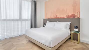 In-room safe, desk, free WiFi, bed sheets