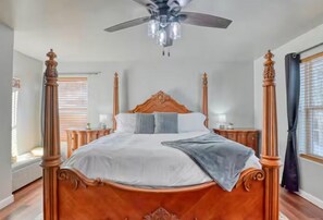 3 habitaciones, tabla de planchar con plancha, cuna de viaje y wifi 