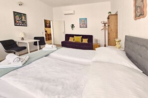 Apartment, City View | 2 bedrooms, premium bedding, individually decorated - Red Palm (Vienna)