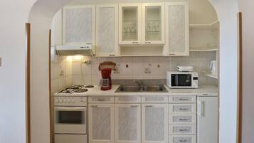 Apartment | Private kitchen