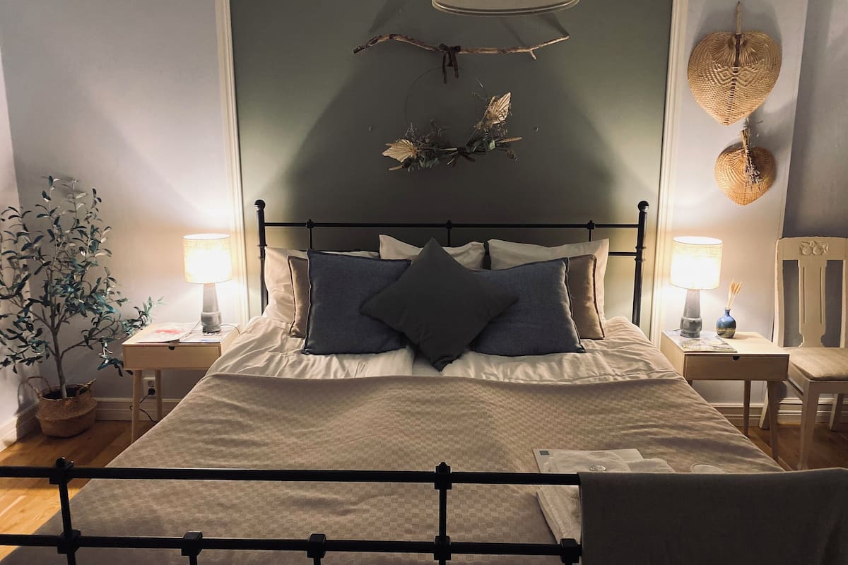 Wifi gratis y ropa de cama