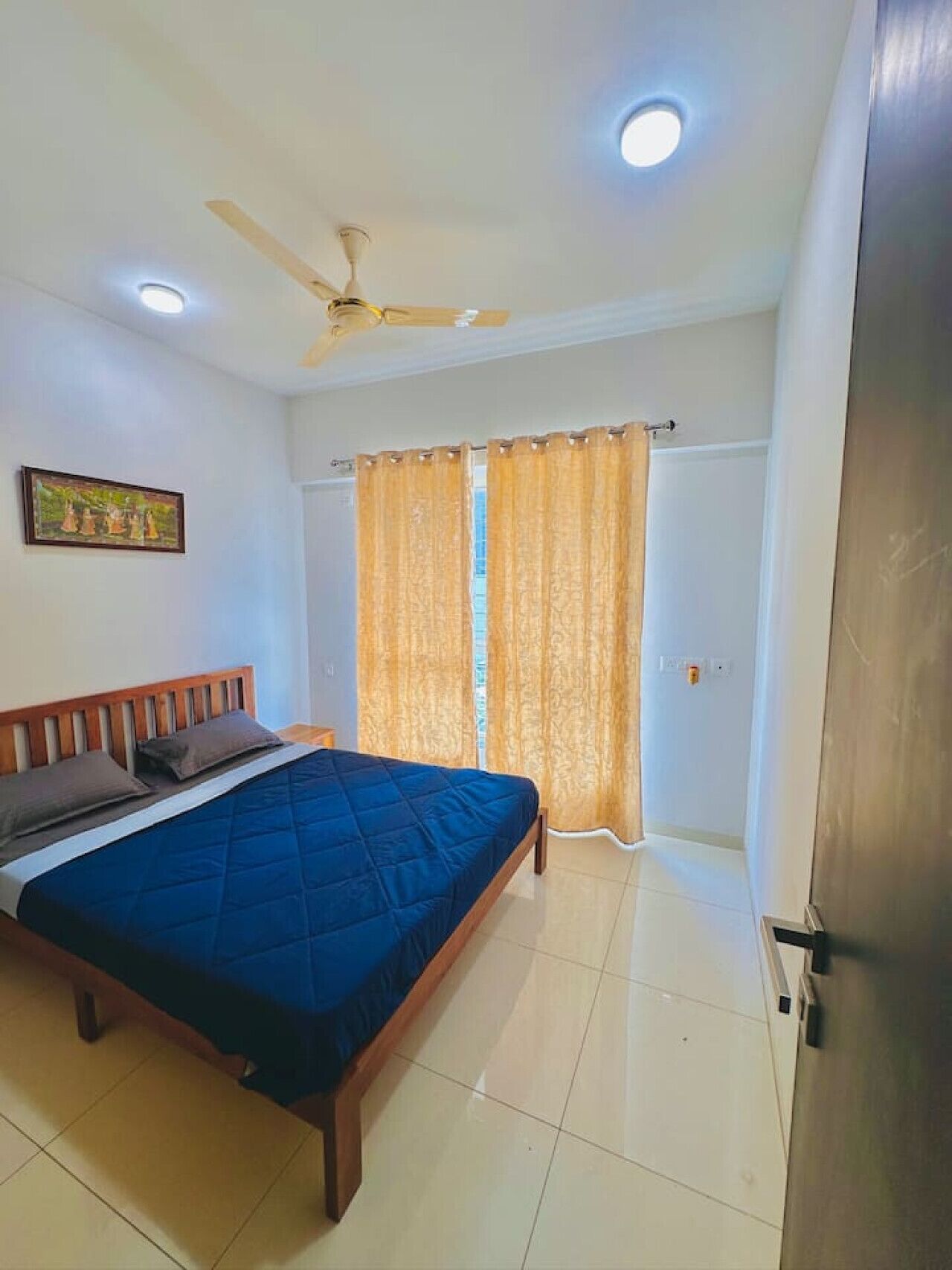 2 bedrooms, desk, iron/ironing board, free WiFi