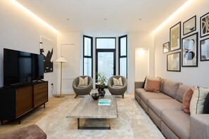 4 bedrooms