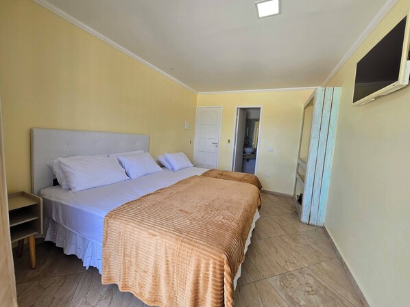 9 bedrooms, WiFi
