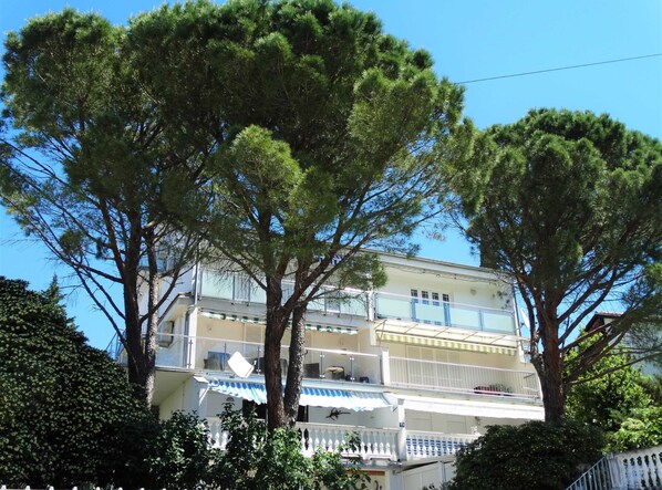 Apartment (Two Bedroom Apartment with Balcony an) | Exterior - Selce Shorefront Apartment With Balcony and Sea View (Crikvenica)