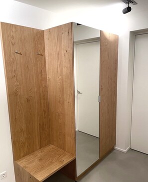 1 chambre, coffres-forts dans les chambres, bureau, Wi-Fi gratuit