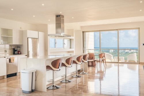 Penthouse With Private Picuzzi in Cap Cana