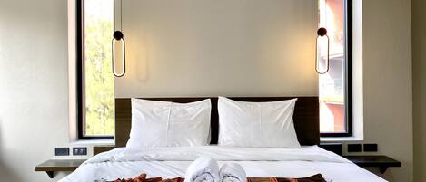 Premium Room | In-room safe, iron/ironing board, free WiFi, bed sheets