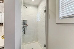 Shower, towels, soap, shampoo