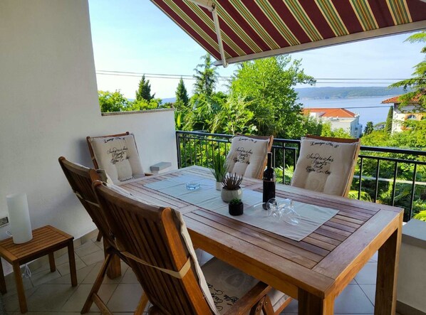 Apartment (Two Bedroom Apartment) | Balkon