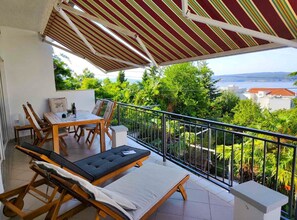 Apartament (Two Bedroom Apartment) | Balcó
