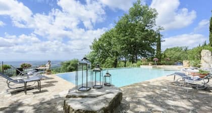Private villa in the heart of chianti with view of siena