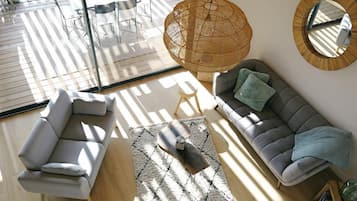 Superior Chalet, Lake View | Interior