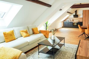 Living area - 7Seas Comfort Aparthotel Homburg  (Homburg)