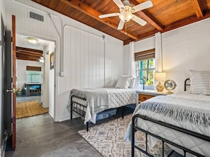 2 bedrooms, free WiFi, bed sheets