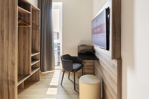 Standard Single Room | Interior - B&B HOTEL Como Baradello (Como)