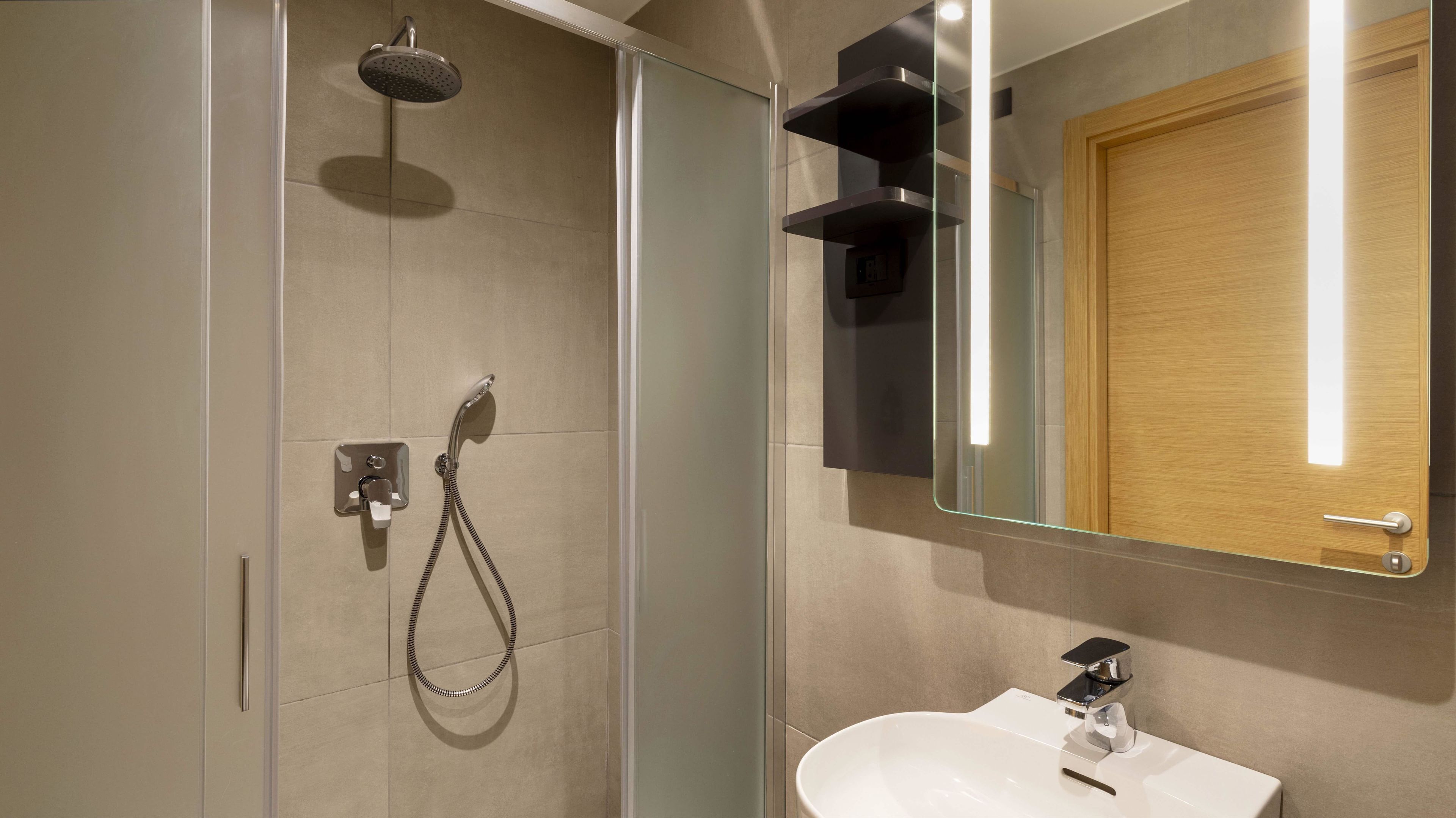 Photo - B&B Hotel Como Baradello