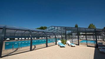 Piscine couverte, piscine chauffée