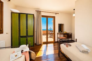 3 bedrooms, iron/ironing board, WiFi, bed sheets - Ilios Kefalonia - Three Bedroom Villa, Sleeps 6 (Svoronata)