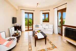 TV, fireplace - Ilios Kefalonia - Three Bedroom Villa, Sleeps 6 (Svoronata)