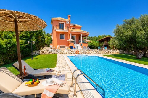 Ilios Kefalonia - Three Bedroom Villa, Sleeps 6
