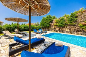 Pool - Ionian Blue - Three Bedroom Villa, Sleeps 7 (Svoronata)