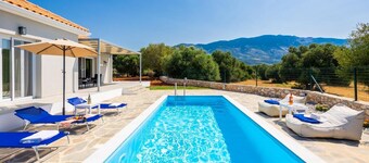 Villa Tania Dio - Two Bedroom Villa, Sleeps 4