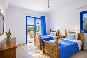 4 chambres, fer et planche à repasser, Wi-Fi, draps fournis